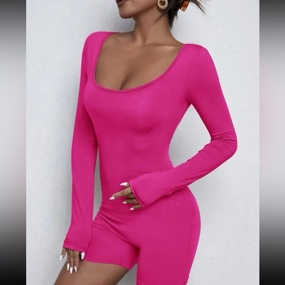 Hot pink Barbiecore Romper long sleeve deep scoop neck size M